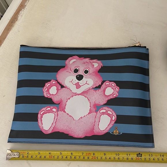 Vivienne Westwood LARHE POUCH TEDDY BEAR NWT - Picture 11 of 17